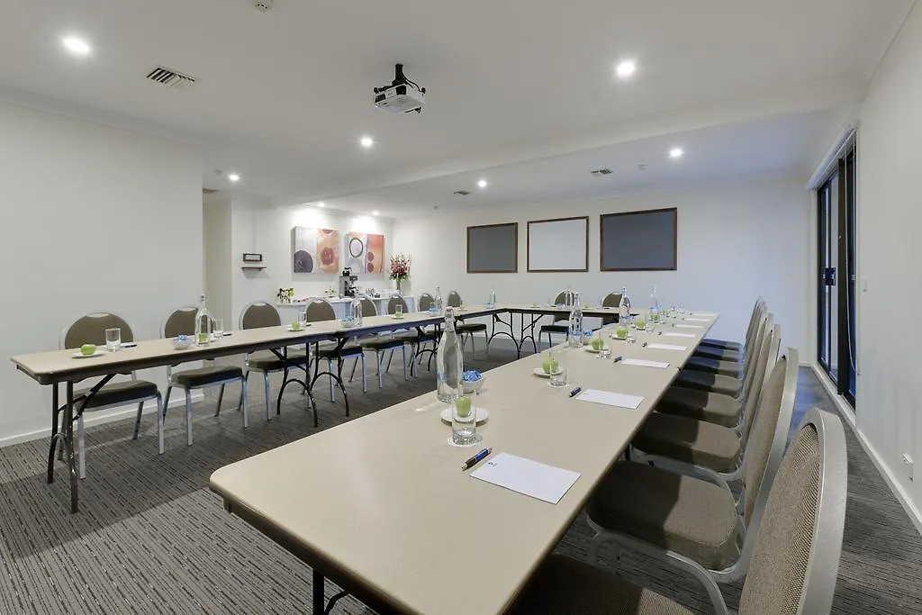 Ibis Styles Canberra Tall Trees Hotel