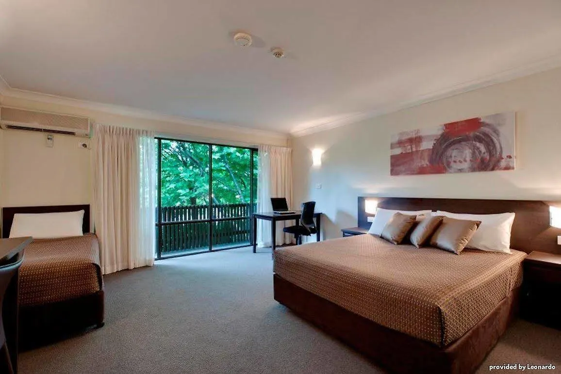 Ibis Styles Canberra Tall Trees